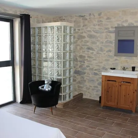 Maison De Village 8 Pers Nimes فيلة *